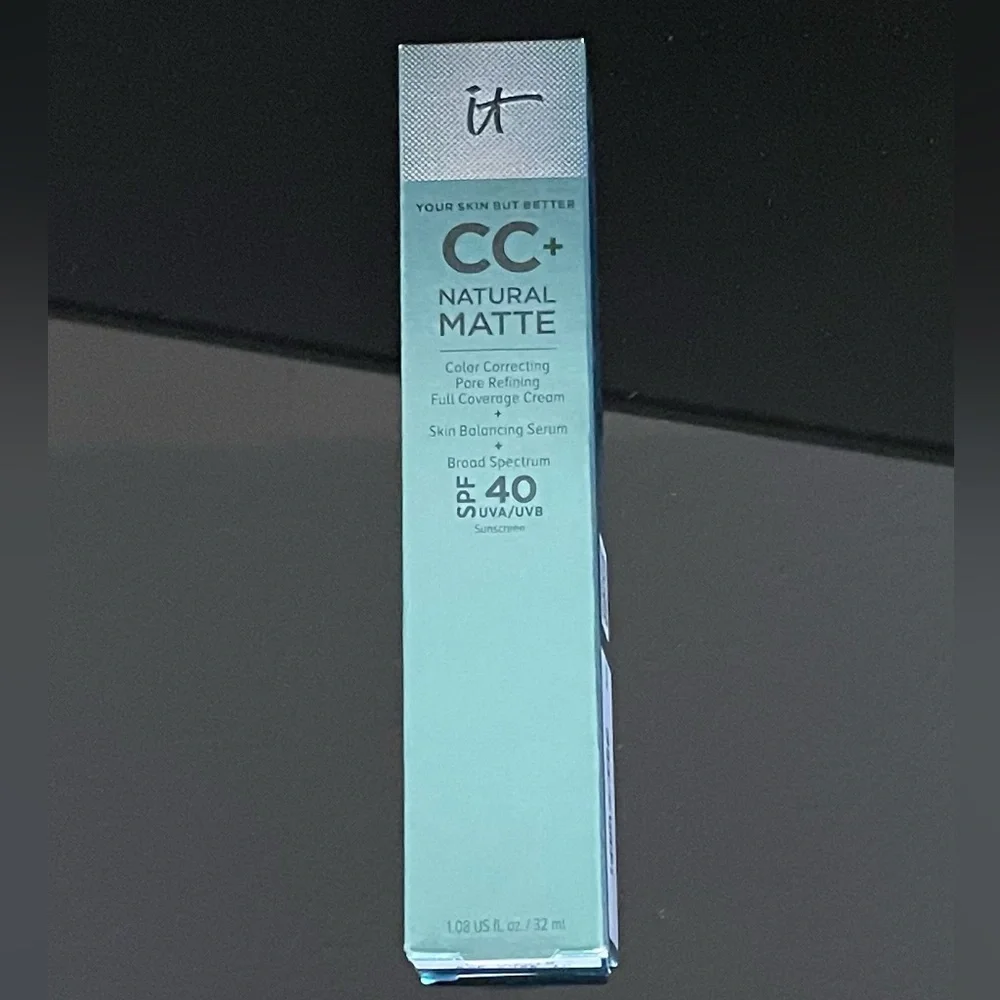 IT Cosmetics CC+ Natural Matte Foundation SPF 40 Medium 1.08oz NIB Full Coverage
